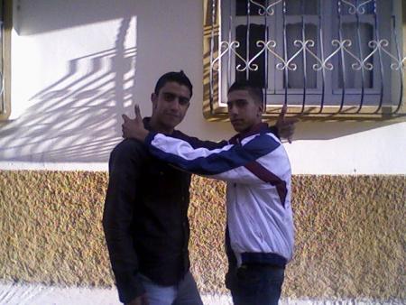 c moi avec mon pot faréh